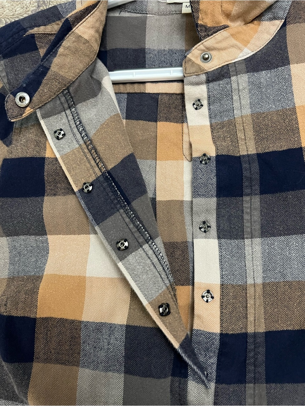 Tyler Boe flannel popover tunic features a brown, cream and blue plaid, Size M - Picture 7 of 14